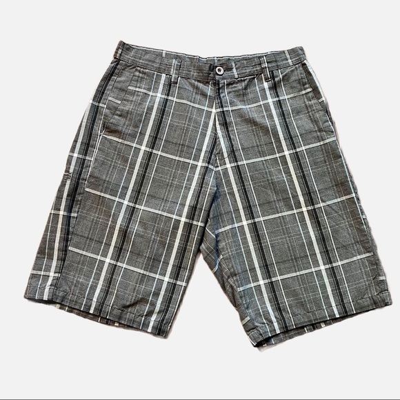 Burnside Striped Plaid Flat Front Size 32 - Picture 1 of 3